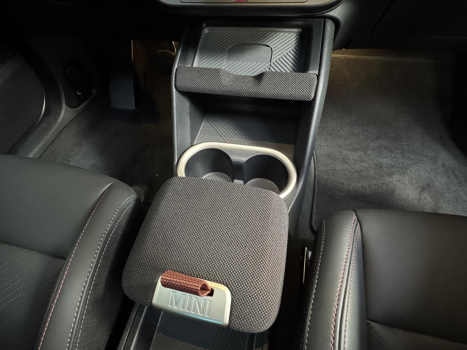 MINI Cooper C Countryman John Cooper Works