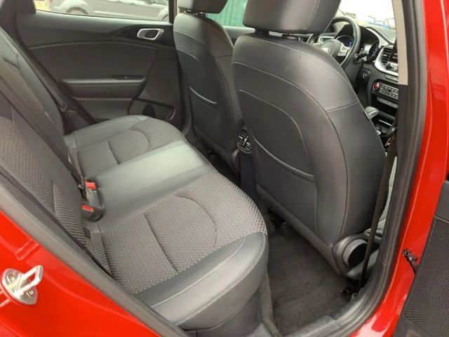 Kia XCeed Hybrid PHEV Vision