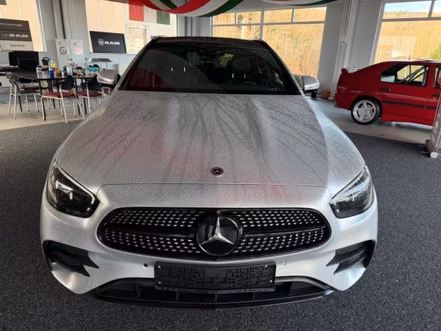 Mercedes-Benz E 300 E 300 de E 300 e Estate