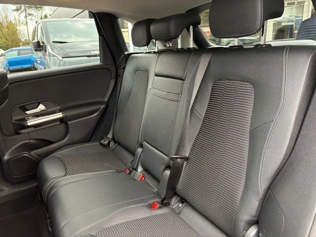 Mercedes-Benz B 250 B 250 e