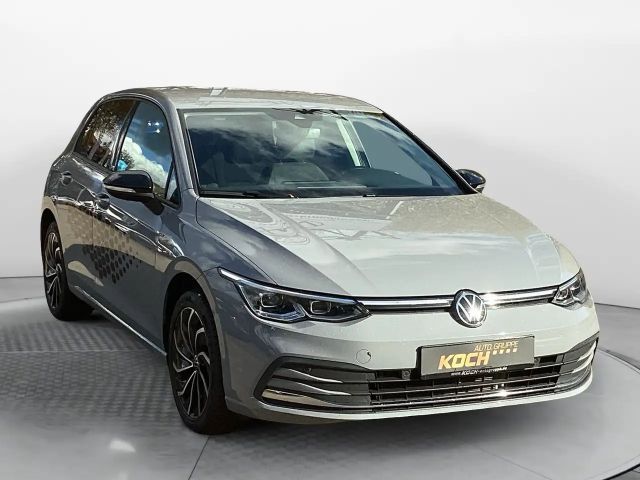 Volkswagen Golf 1.5 eTSI DSG Golf VIII