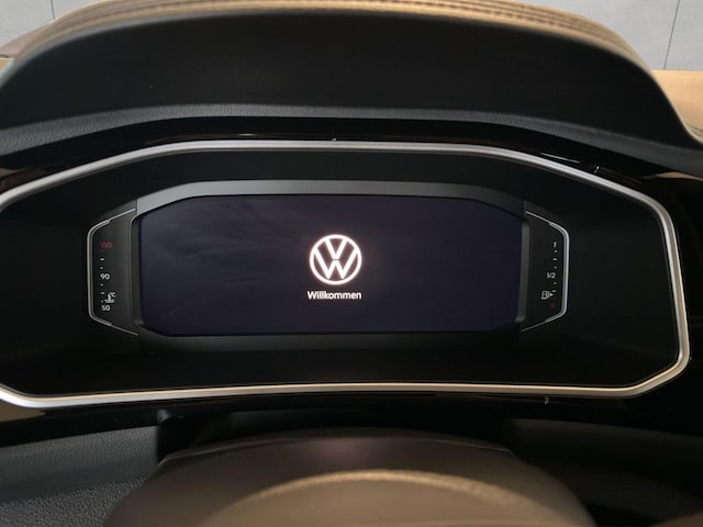 Volkswagen T-Roc 1.5 TSI DSG R-Line