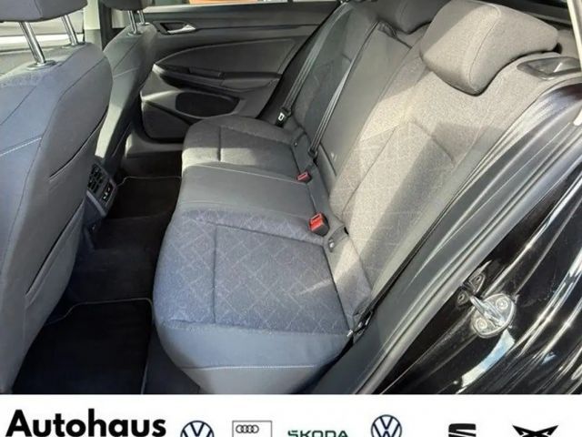 Volkswagen Golf 1.5 eTSI Golf VIII Variant