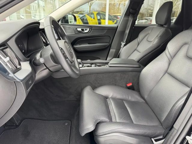 Volvo XC60 Dark Plus