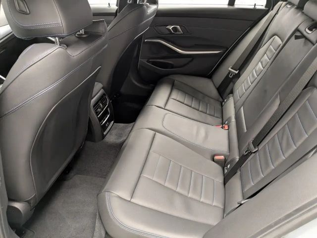 BMW 318 318i M-Sport