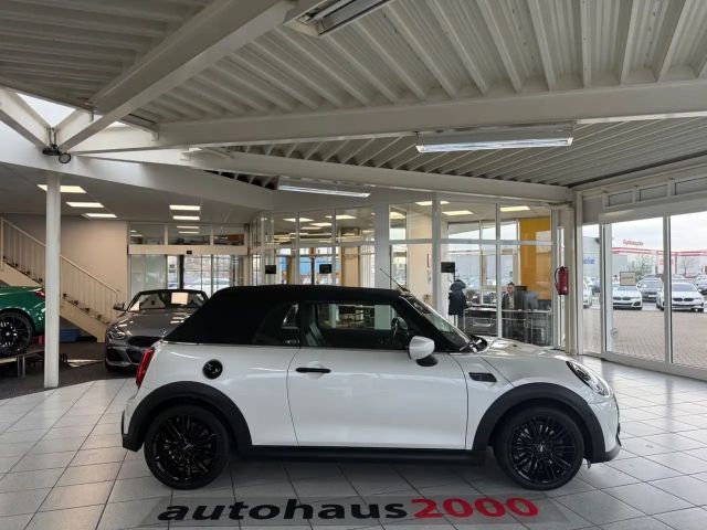 MINI Cooper S Cabrio AUT./LED/HUD/CAM/H&K/LEDER