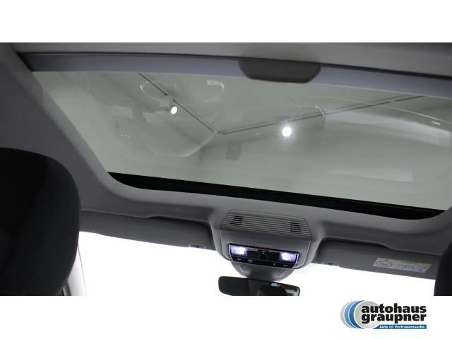 Volkswagen Golf 1.5 TSI Life