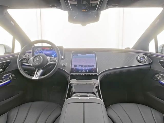 Mercedes-Benz EQE 300 Sedan