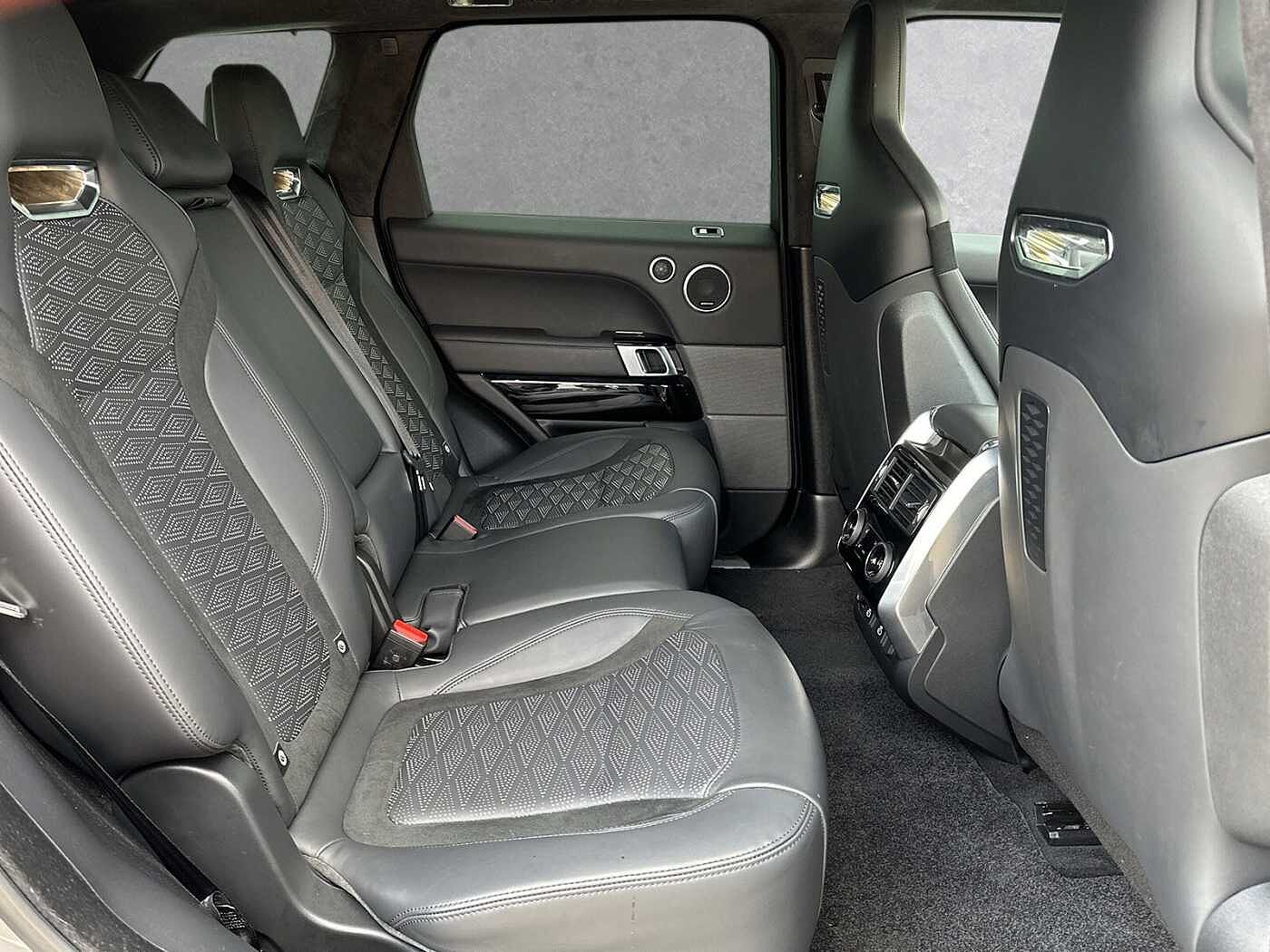 Land Rover Range Rover Sport SVR