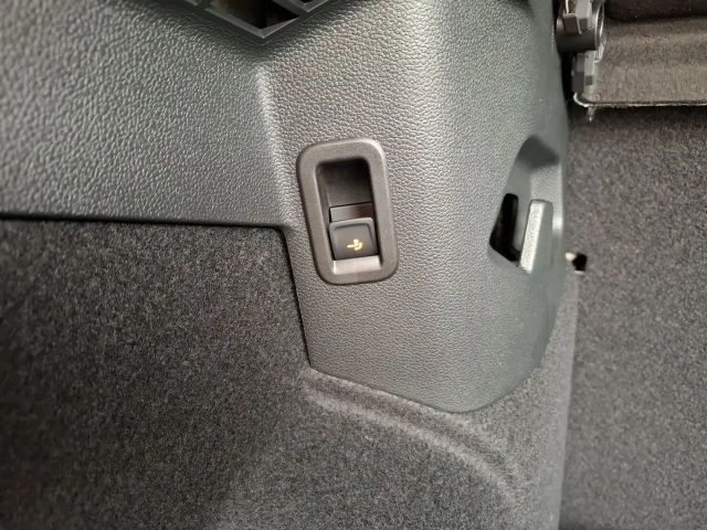 Volkswagen Golf Rabbit TSI