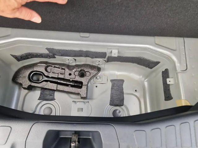 Ford Capri Premium RWD