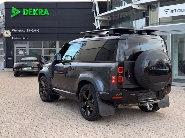 Land Rover Defender 90 Dynamic