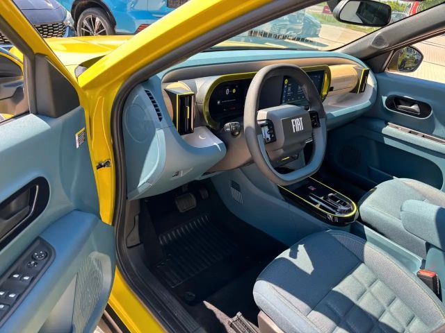 Fiat Grande Panda E La Prima