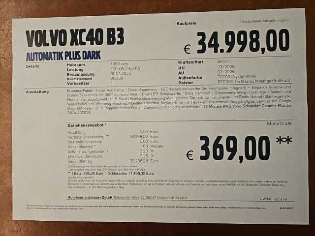 Volvo XC40 Dark Plus