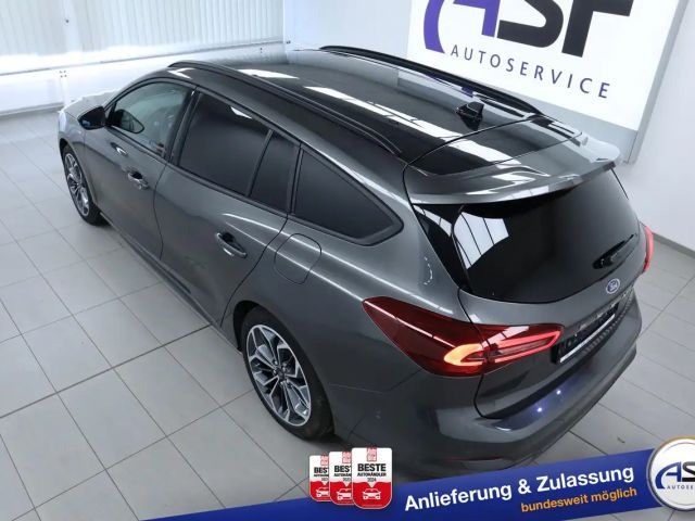 Ford Focus ST Line Wagon