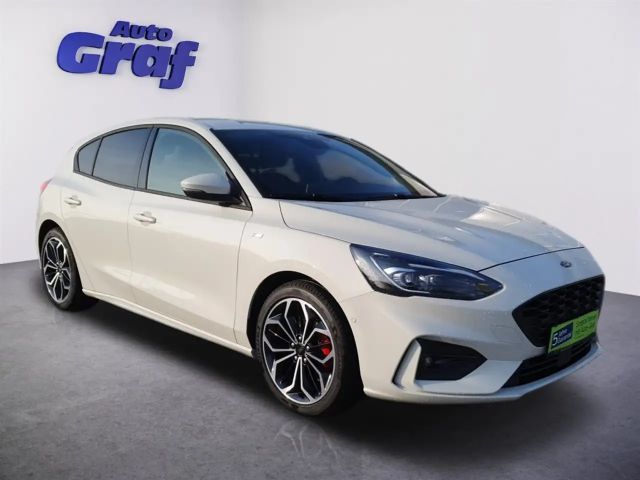 Ford Focus EcoBoost ST Line