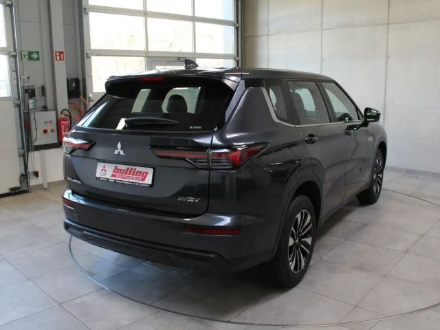 Mitsubishi Outlander PHEV