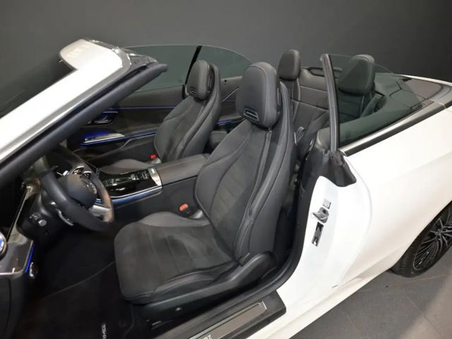 Mercedes-Benz CLE 200 4MATIC AMG Line