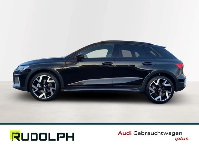 Audi A3 35 TFSI S-Line S-Tronic Sedan