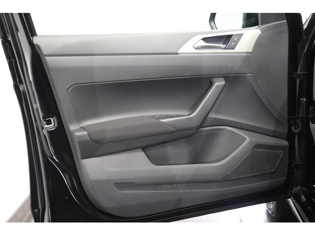 Volkswagen Polo Polo MOVE 1,0 l TSI 70 kW 95 PS 7-Gang-Doppelkupplungsgetriebe D