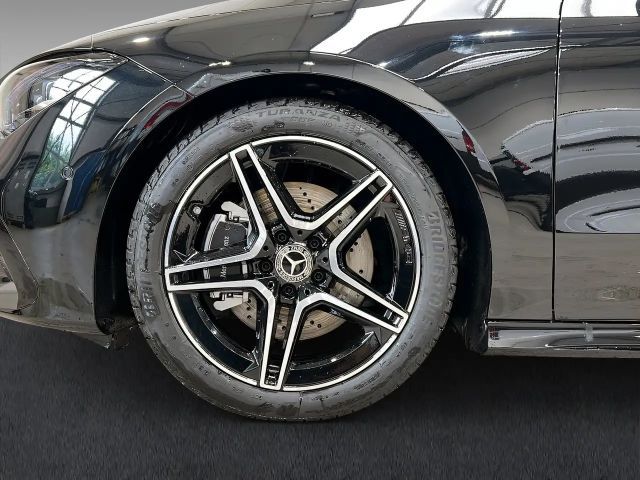 Mercedes-Benz CLA 200 AMG Line Coupé