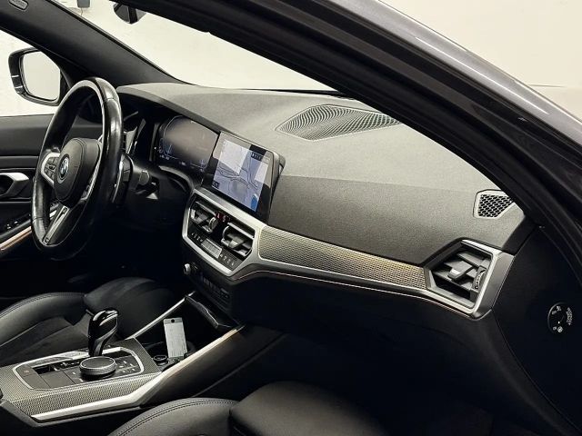 BMW 330 330e M-Sport Touring xDrive