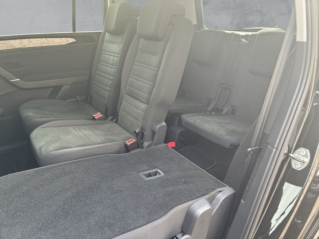 Volkswagen Touran 2.0 TDI DSG R-Line