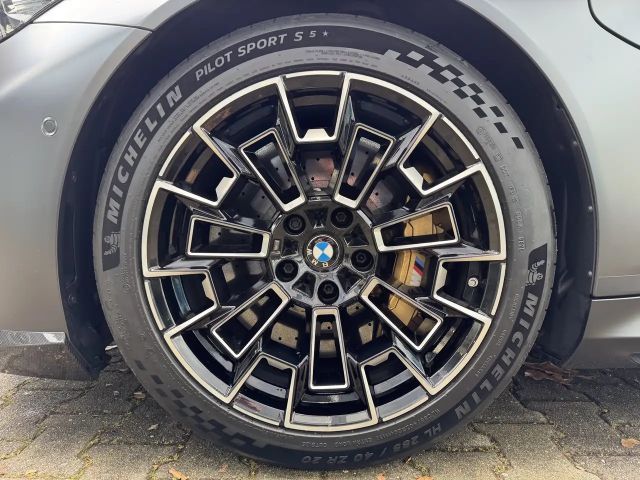 BMW M5 Touring Keramik PANO B&W M-Drivers-P AHK 0,5%