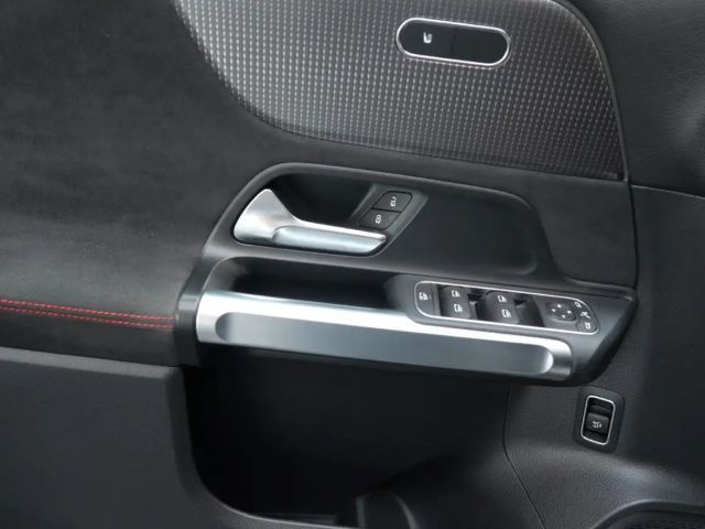 Mercedes-Benz EQB 350 4MATIC AMG Line