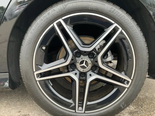 Mercedes-Benz CLA 180 AMG Line Coupé