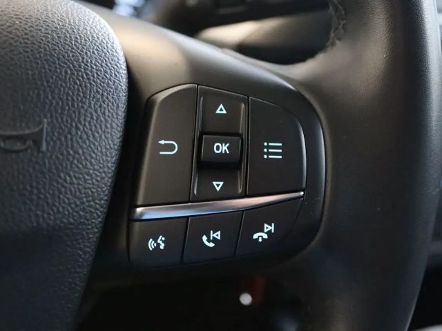 Ford Focus Cool & Connect