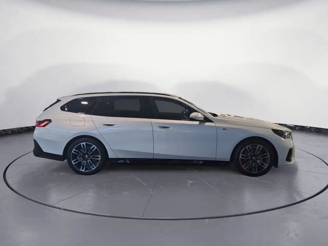 BMW 520 520d M-Sport Touring