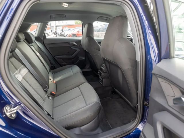 Audi A3 30 TFSI Sedan Sportback