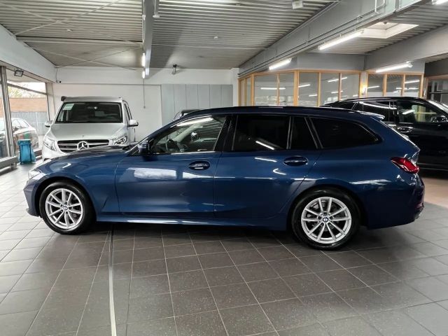 BMW 318 318d Touring