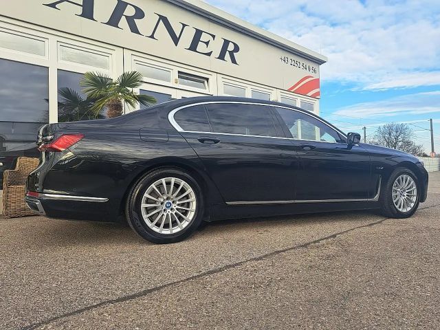 BMW 745 Sedan xDrive