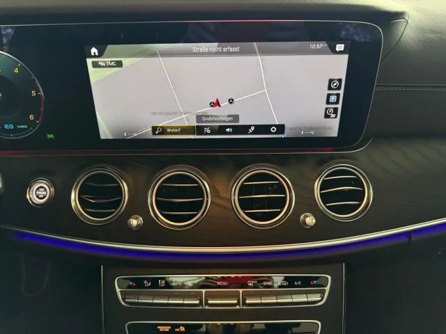 Mercedes-Benz E 220 AMG Line E 220 d Estate