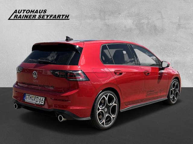 Volkswagen Golf 2.0 TSI DSG
