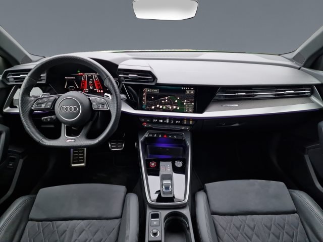 Audi RS3 Quattro S-Tronic Sedan