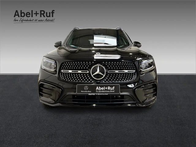 Mercedes-Benz GLB 200 AMG Line