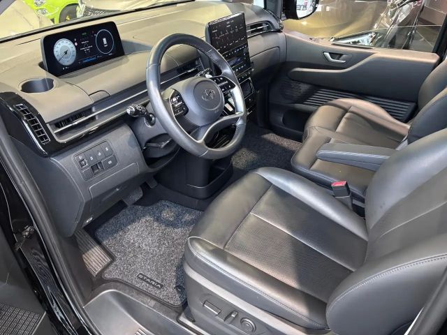 Hyundai Staria Trend