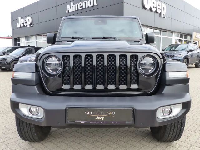 Jeep Wrangler Sahara