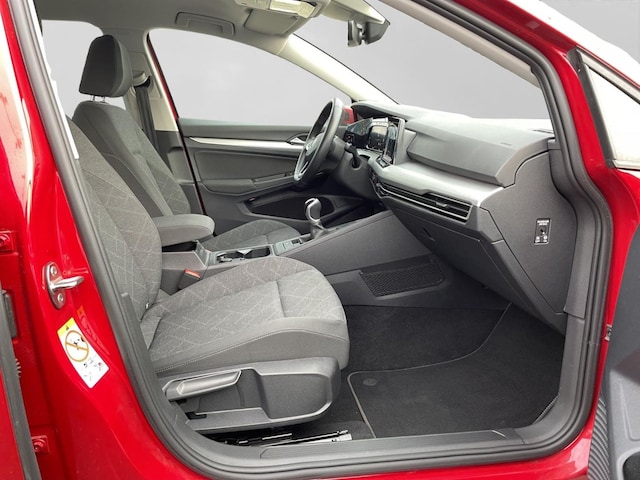 Volkswagen Golf 1.0 TSI Life Variant