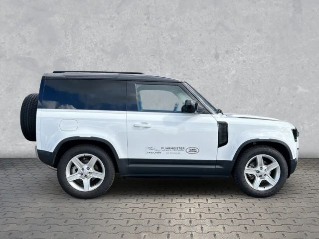 Land Rover Defender 90 D250 SE