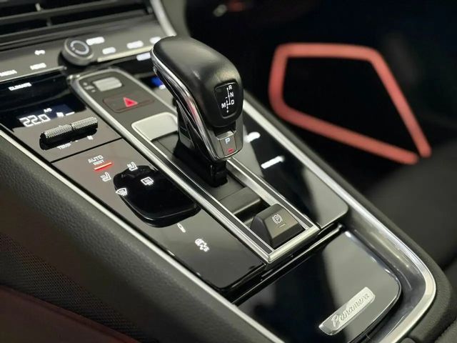 Porsche Panamera 4 E-Hybrid