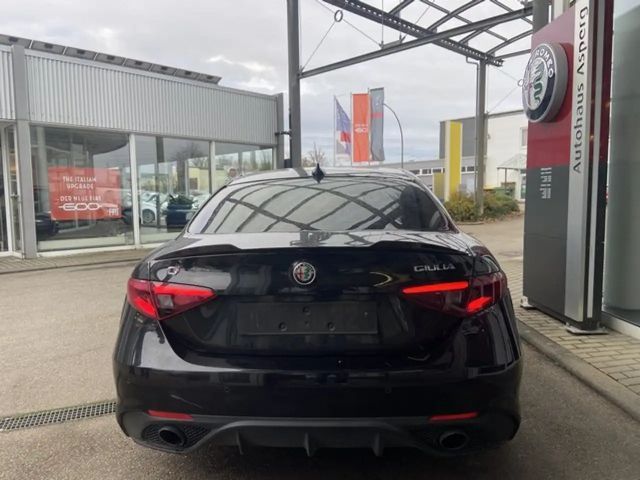 Alfa Romeo Giulia Q4 Veloce