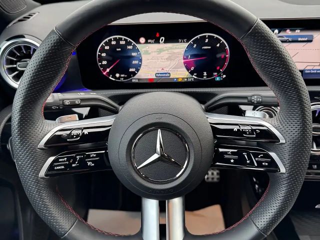 Mercedes-Benz A 200 A 200 d AMG Line