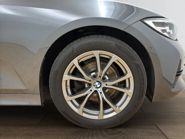 BMW 320 320d Touring xDrive