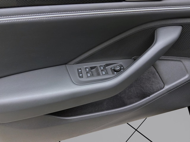 Volkswagen Passat 1.5 eTSI Business DSG