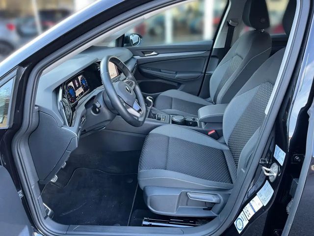 Volkswagen Golf 1.5 TSI Golf VIII IQ.Drive