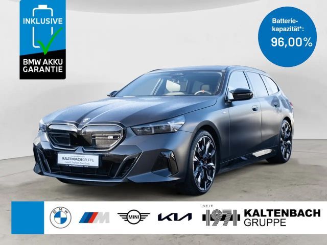 BMW i5 M60 Touring xDrive